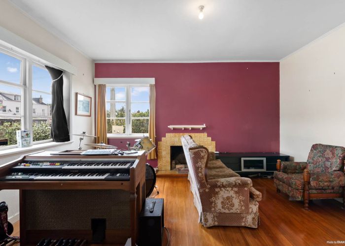  at 50 Station Road, Otahuhu, Auckland
