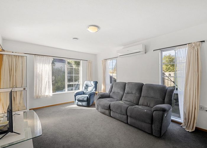  at 2/12 Lagan Street, Belfast, Christchurch City, Canterbury