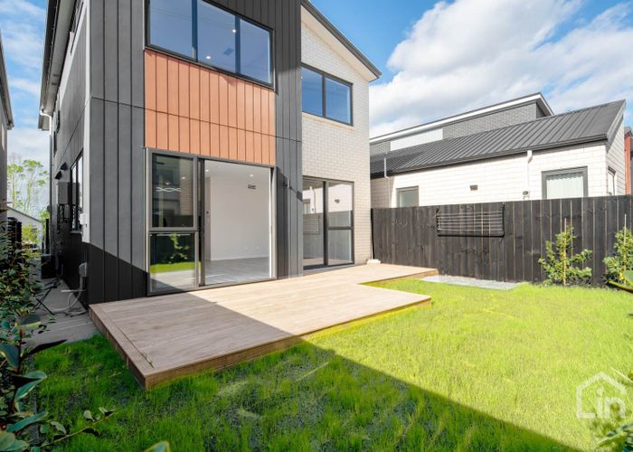  at 11 Paretao Street, Massey, Waitakere City, Auckland