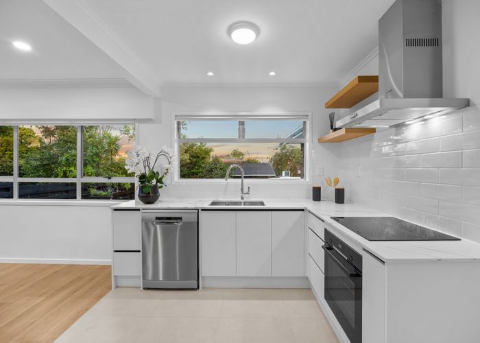  at 79 Meadway, Sunnyhills, Manukau City, Auckland