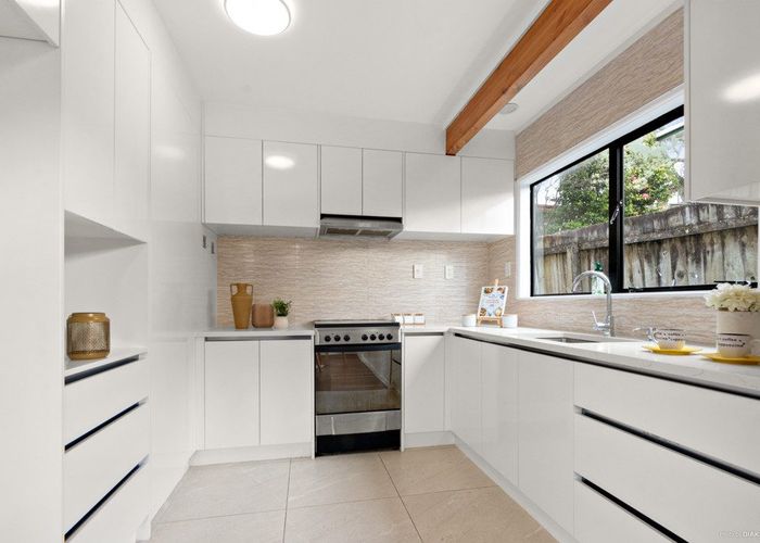  at 1/41 Hill Crescent, New Lynn, Auckland