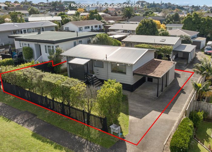 at 1/32 Vincent Street, Howick, Auckland
