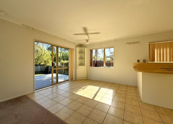  at 17 Parkcrest Drive, Henderson, Waitakere City, Auckland