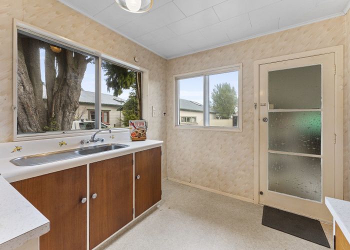  at 2/31 King Street, Ebdentown, Upper Hutt