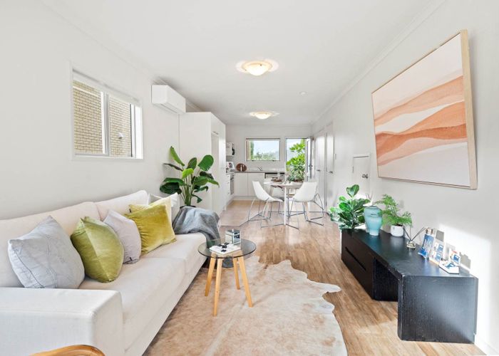  at 16/94 Glengarry Road, Glen Eden, Waitakere City, Auckland