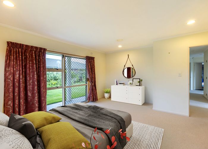 at 9 Knightsbridge Place, Taradale, Napier, Hawke's Bay