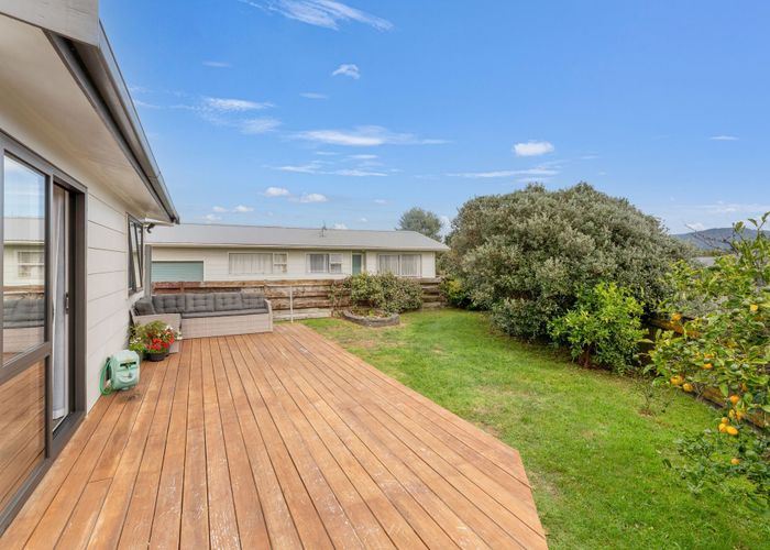  at 52 Mazengarb Road, Paraparaumu Beach, Kapiti Coast, Wellington
