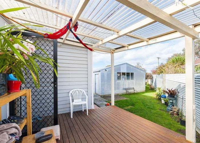  at 109 Seymour Road, Sunnyvale, Waitakere City, Auckland