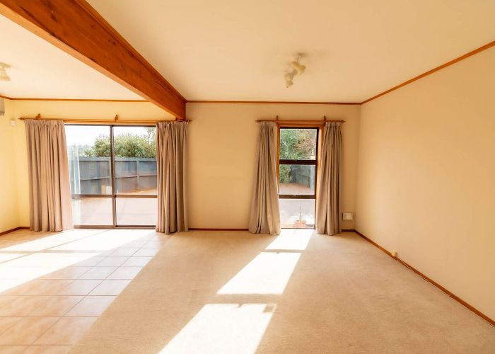  at 85 Kennedy Avenue, Forrest Hill, North Shore City, Auckland
