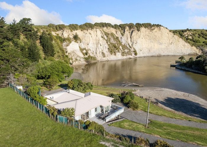  at 55 Fishermans Lane, Motunau, Hurunui, Canterbury