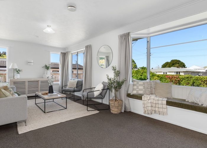  at 52 Queen Road, Bellevue, Tauranga