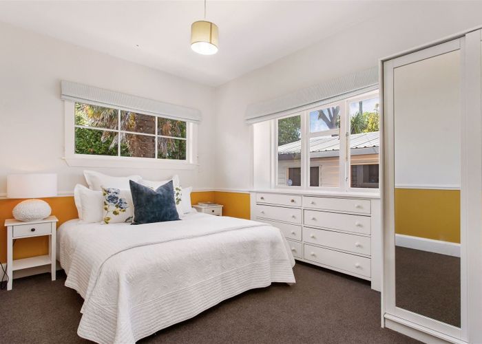  at 9 Weston Road, St Albans, Christchurch