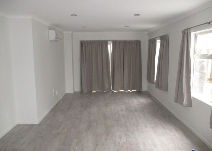  at 3/21 Greensboro Street, Hamilton East, Hamilton