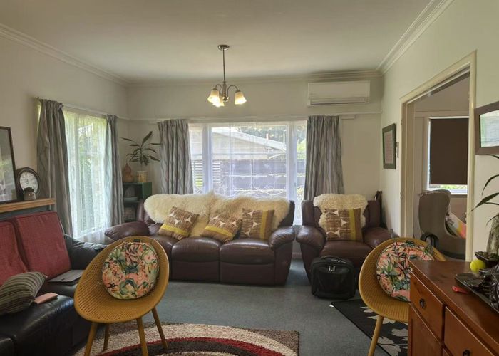  at 1/214 Hukanui Road, Chartwell, Hamilton