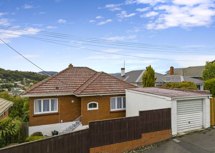  at 25 Riselaw Road, Calton Hill, Dunedin