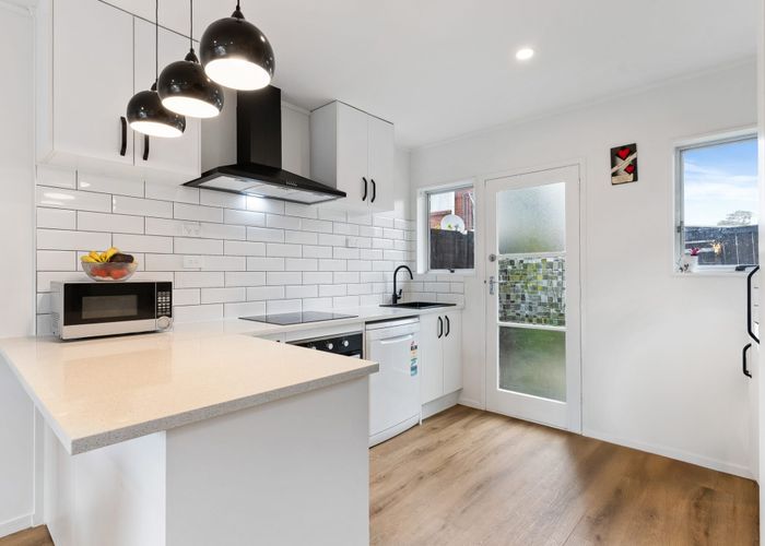 at 1/11 Alston Avenue, Kelston, Waitakere City, Auckland