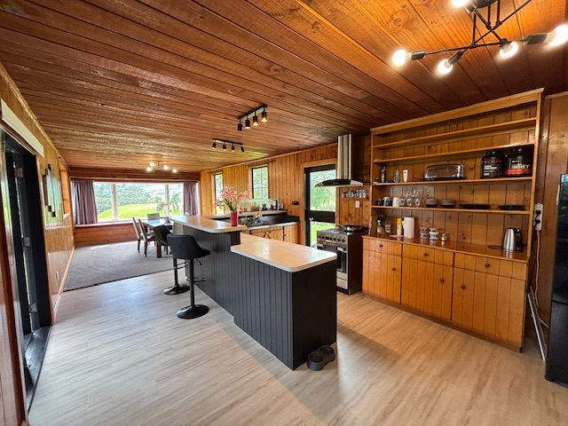  at 1939 South Road, Pitone, New Plymouth