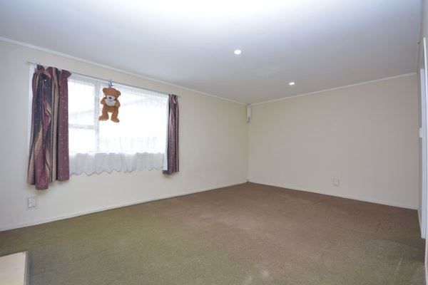  at 2/3 Ririno Pl, Manurewa, Manukau City, Auckland