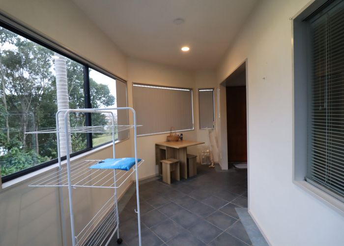  at 33 Aldersgate Road, Hillsborough, Auckland