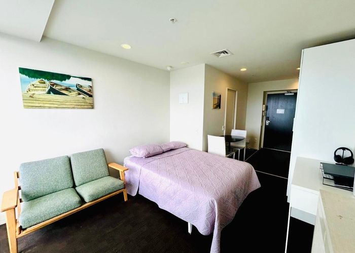  at 1713/10 Waterloo Quadrant, Auckland Central, Auckland