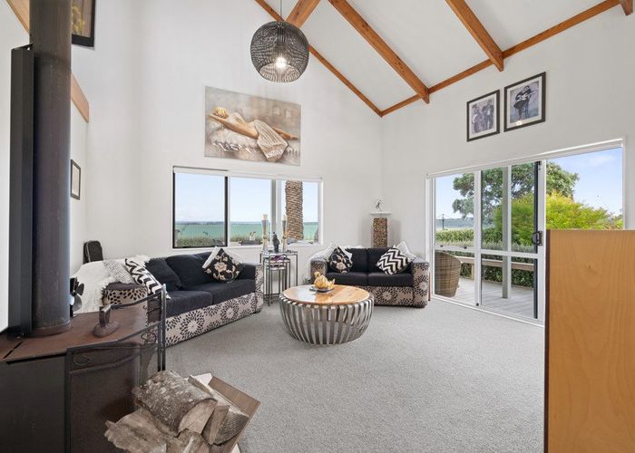  at 548 Pukehina Parade, Pukehina, Western Bay Of Plenty, Bay Of Plenty