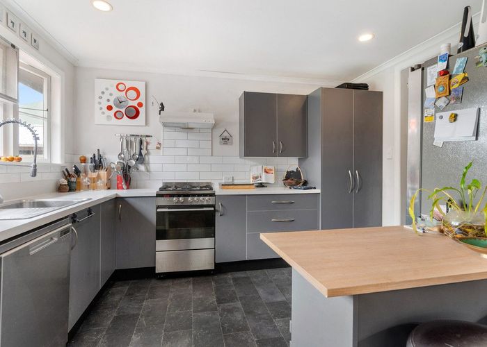  at 12 Dixon Street, Carterton, Carterton, Wellington