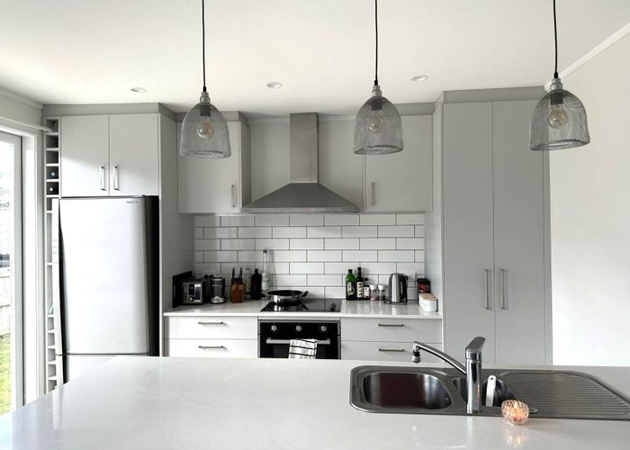  at 1/99 Hobsonville Road, West Harbour, Waitakere City, Auckland