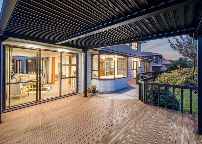  at 34 Shackle Lane, Whitby, Porirua, Wellington