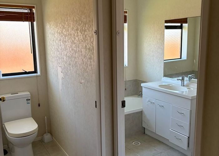  at 7A Menen Place, Manurewa, Manukau City, Auckland