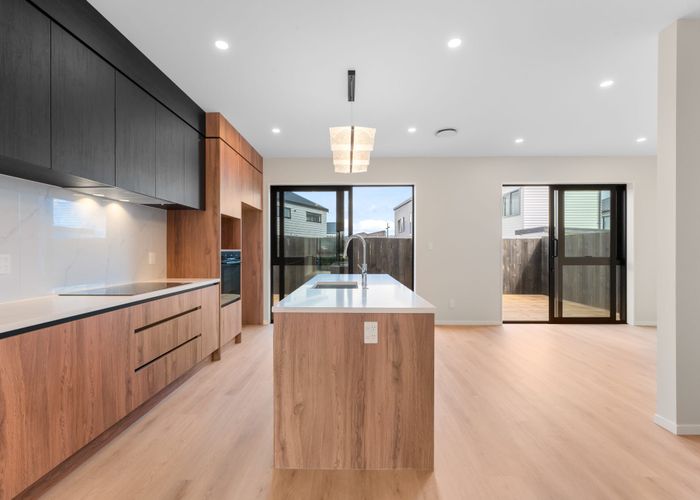  at 12 Harbourside Parade, Hobsonville, Waitakere City, Auckland