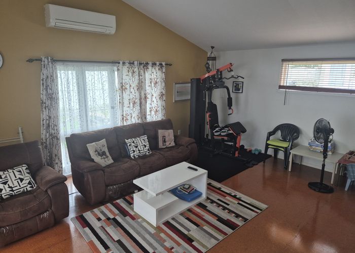  at 62 Banks road, Mount Wellington, Auckland City, Auckland