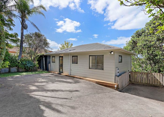  at 899A East Coast Road, Torbay, North Shore City, Auckland