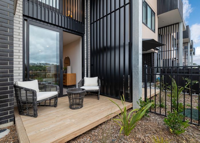  at 3/18 Karengo Street, Long Bay, North Shore City, Auckland