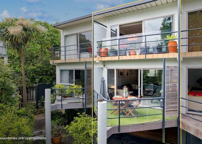  at 11/6 Sarsfield Street, Herne Bay, Auckland