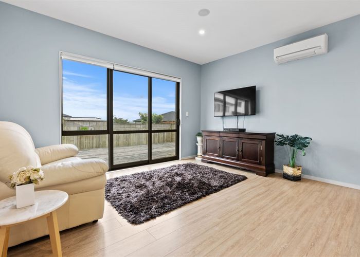  at 9 Gospel Heights, Flat Bush , Auckland