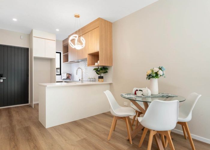  at 7 Don Oliver Lane, Glen Eden, Waitakere City, Auckland