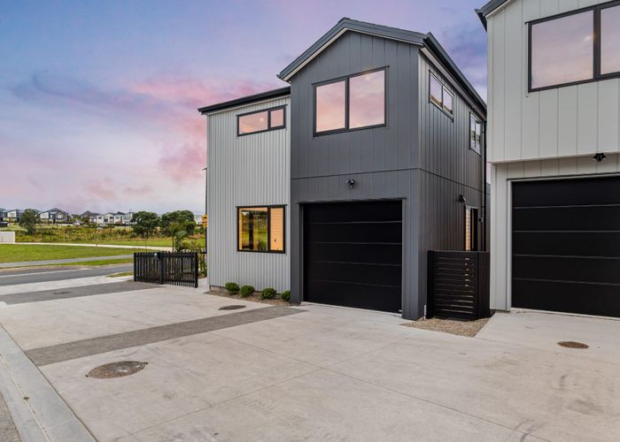  at 2 Honohono Avenue, Milldale, Rodney, Auckland