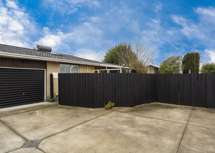  at 2/177a Grimseys Road , Redwood, Christchurch City, Canterbury