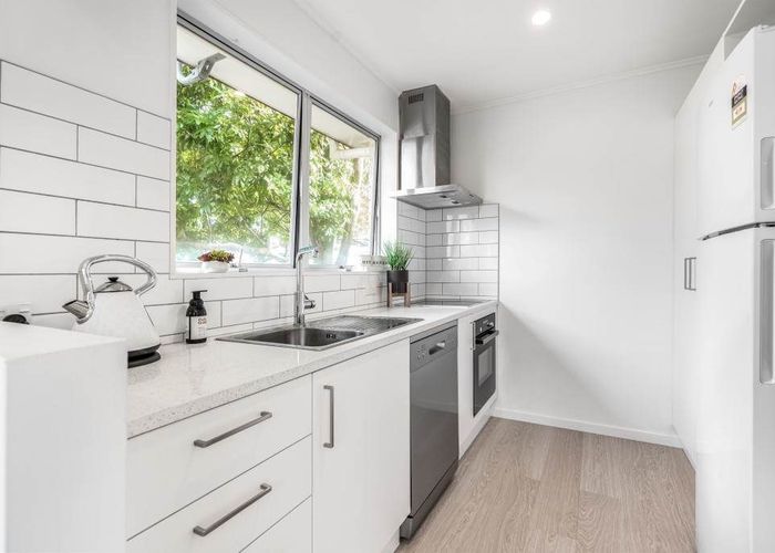  at 1/72 Normans Hill Road, Onehunga, Auckland City, Auckland