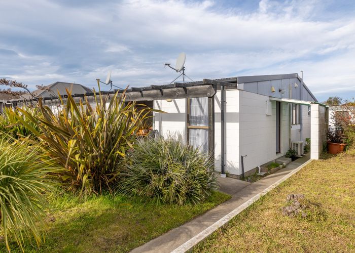  at 1/14 Lenton Street, Aranui, Christchurch City, Canterbury