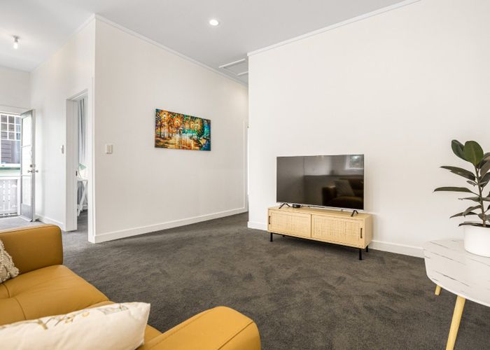  at 17 Wiremu Street, Mount Eden, Auckland
