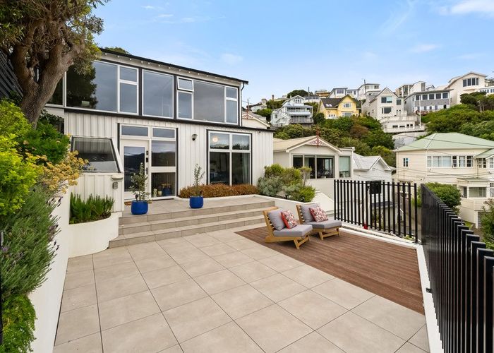  at 2 Maida Vale Road, Roseneath, Wellington, Wellington