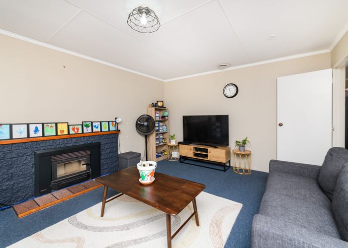  at 16 Carter Crescent, Awapuni, Palmerston North