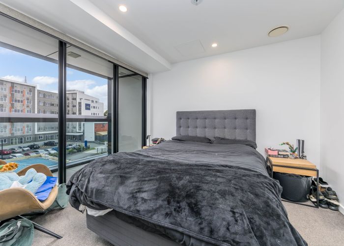  at 206/8 Lakewood Court, Manukau, Manukau City, Auckland