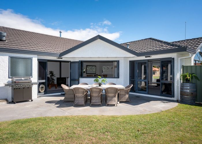  at 81 Kensington Drive, Taradale, Napier