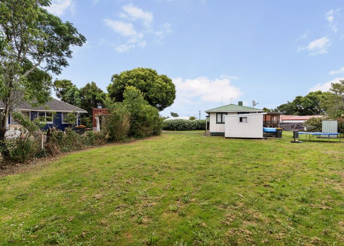  at 8 Sutton Crescent, Papakura, Papakura