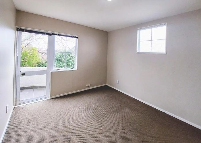  at 2/163 Whitford Road, Somerville, Manukau City, Auckland