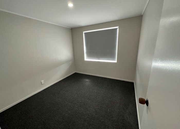  at 2/3 Etherton Drive, Weymouth, Manukau City, Auckland