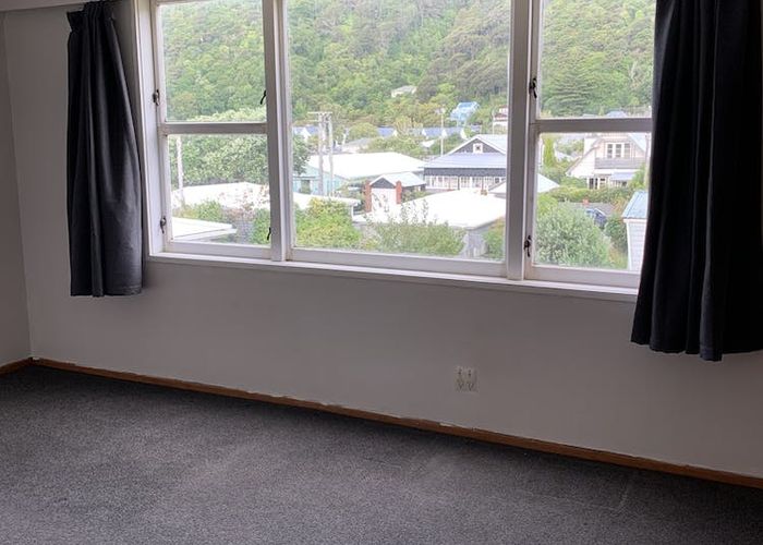  at 24 Pukatea Street, Eastbourne, Lower Hutt