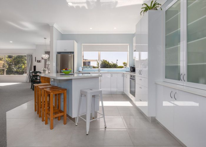  at 155 Eskdale Road, Papakowhai, Porirua
